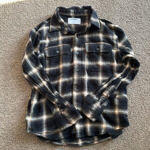Old Navy Black and White Plaid Button Down Shirt